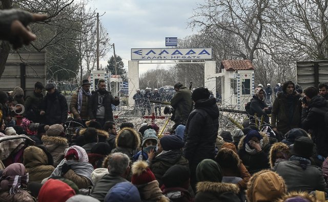 ΜΕ ΚΑΛΟΣΥΝΗ ΚΑΙ ΦΟΥΚΑΡΑΔΟΣΥΝΗ