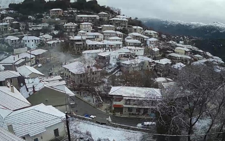 ΕΚΛΟΓΕΣ ΜΕ ΧΙΟΝΙΑ ΔΕΝ ΤΙΣ ΘΕΛΟΥΝ ΣΤΗΝ ΕΛΛΑΔΑ