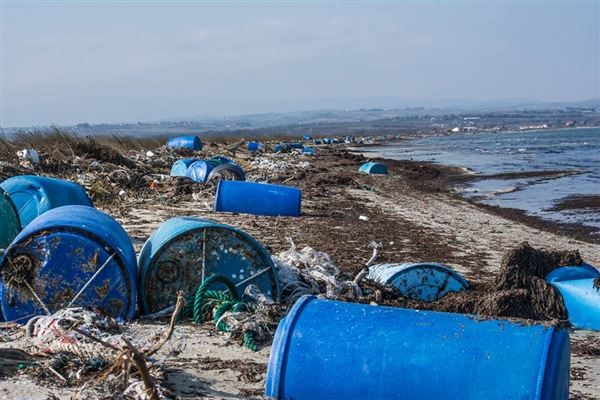 ΠΡΟΣΤΑΤΕΥΜΕΝΗ ΠΕΡΙΟΧΗ ΜΕ ΤΟΝΟΥΣ… ΣΚΟΥΠΙΔΙΩΝ