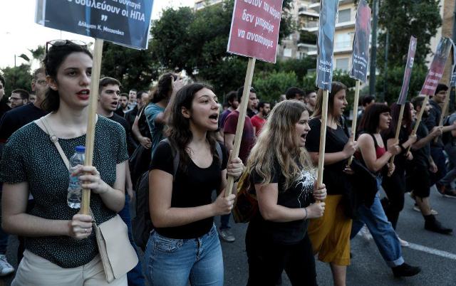 ΓΙΑ ΤΗ ΔΗΜΟΚΡΑΤΙΑ, ΡΕ, ΓΑΜΩΤΟ!…