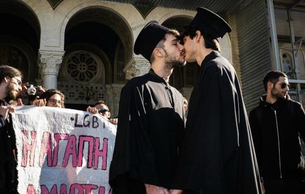 ΓΙΑΤΙ Η ΕΚΚΛΗΣΙΑ ΑΡΝΕΙΤΑΙ ΤΗΝ ΟΜΟΦΥΛΟΦΙΛΙΑ