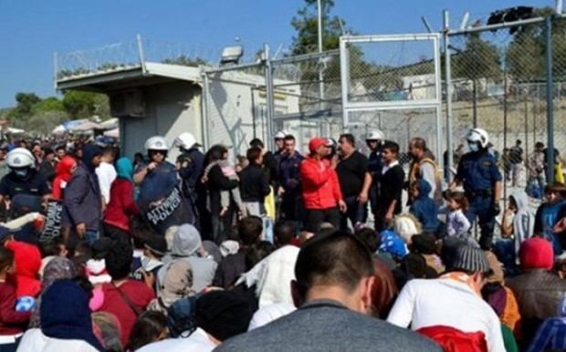 ΓΙΑΤΙ ΟΙ ΕΛΛΗΝΕΣ ΑΓΑΠΑΜΕ ΤΟΥΣ… ΠΡΟΣΦΥΓΕΣ