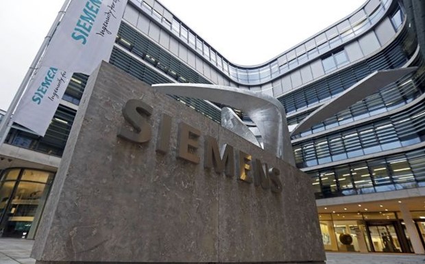 ΕΝΟΧΗ Η SIEMENS, ΑΘΩΑ ΤΑ ΜΙΖΑΔΟΡΙΚΑ ΚΟΜΜΑΤΑ