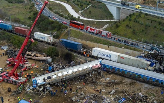 ΚΑΝΟΥΜΕ ΔΟΥΛΕΙΑ ΤΗΣ ΠΛΑΚΑΣ, ΑΛΛΑ ΕΧΟΥΜΕ,,, ΕΥΑΙΣΘΗΣΙΕΣ